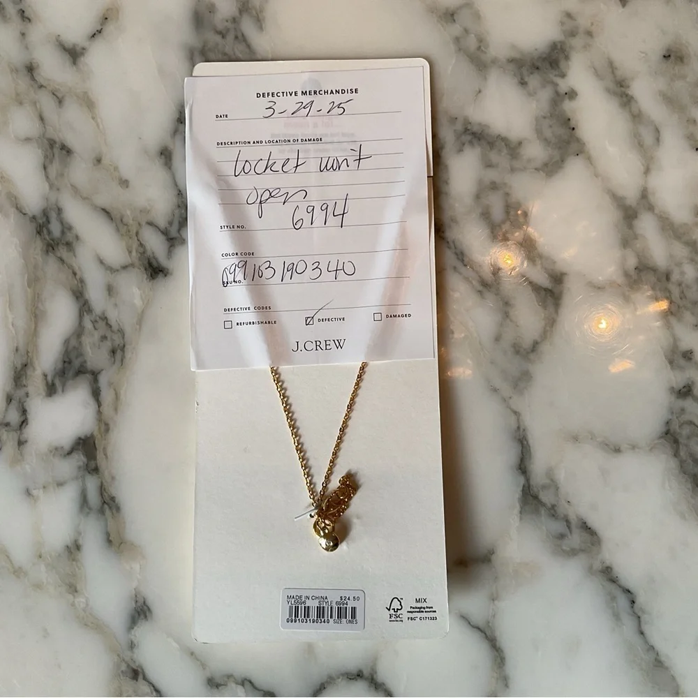 NWT J.Crew Crewcuts Girls' Gold Plated heart locket necklace does not open